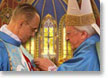 Mons. Jo&atilde;o Cl&aacute; saluda a Benedicto XVI
